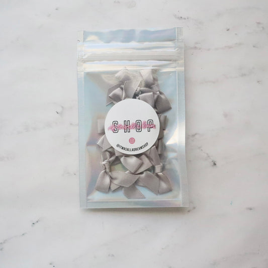 PRE TIED TINY SATIN BOWS (GREY)