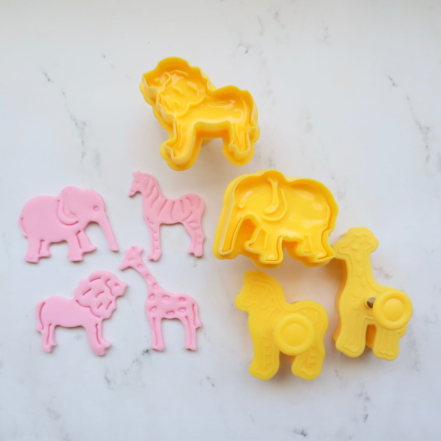 SAFARI ANIMAL PLUNGERS