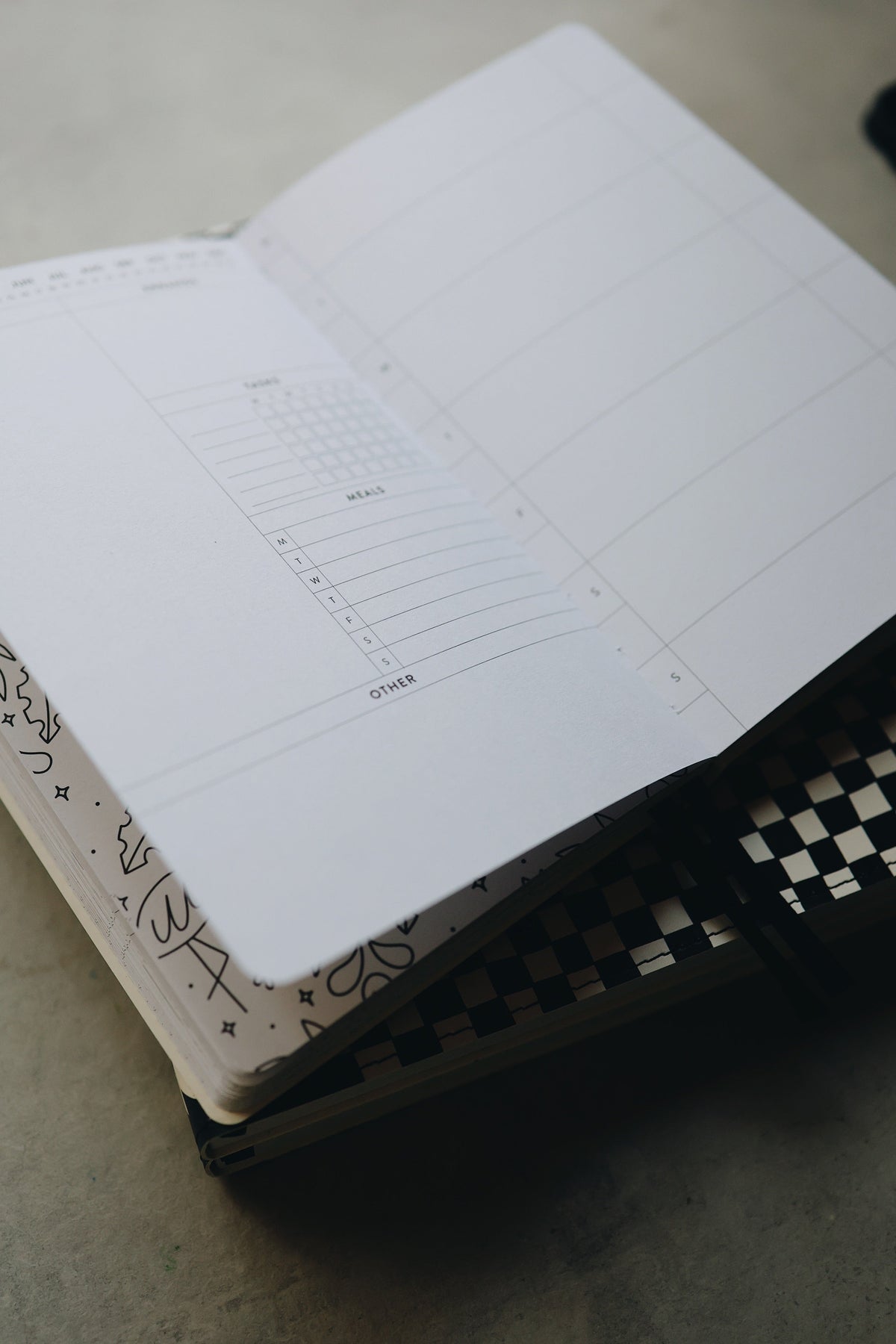 5x8 Undated Planner - Checkers Edition