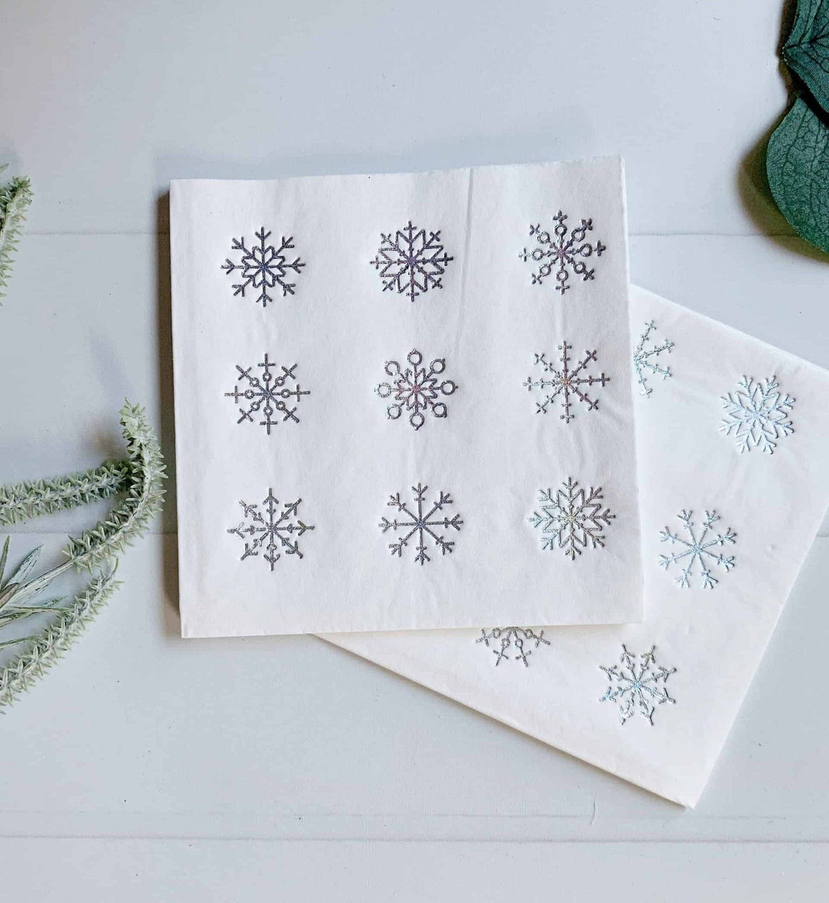 Snowflake Cocktail Napkins - Silver Glitter