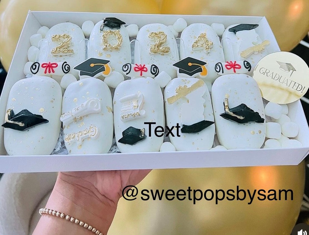 DIPLOMA EDIBLE DECORATIONS