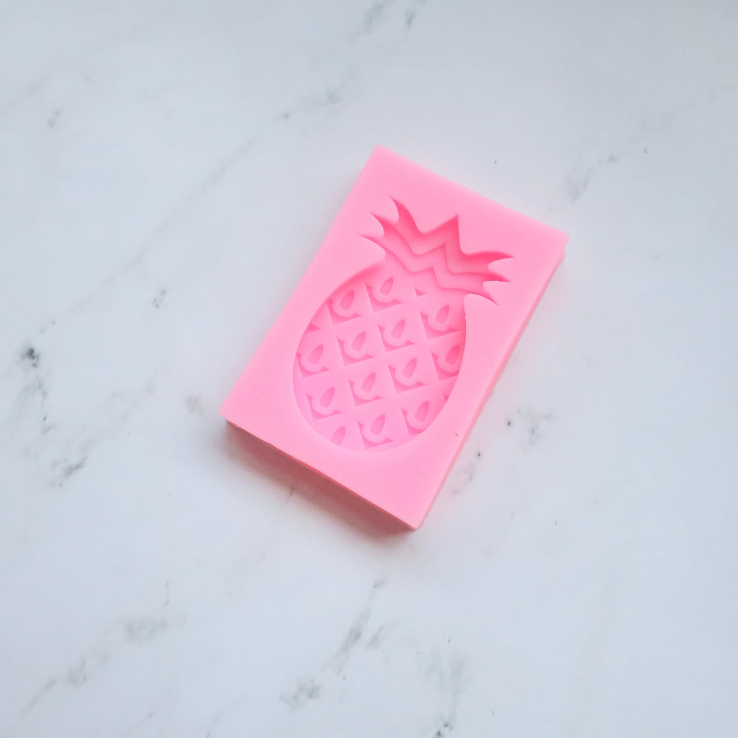 PINEAPPLE MOLD