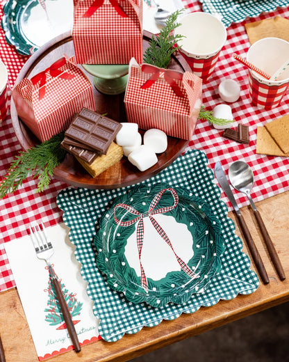 Wreath Plate