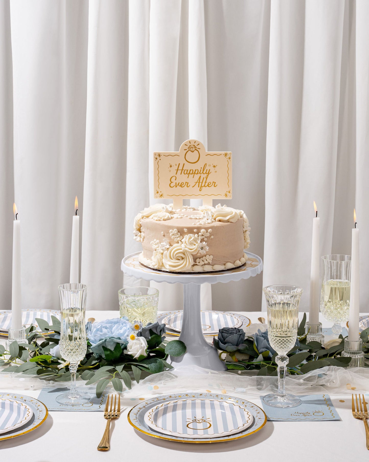 Happily Ever After Cake Plates