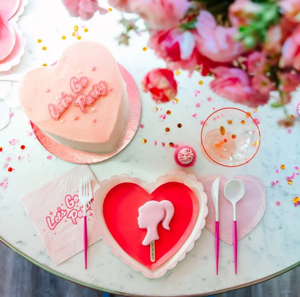 Haute Pink Heart Shaped Plates