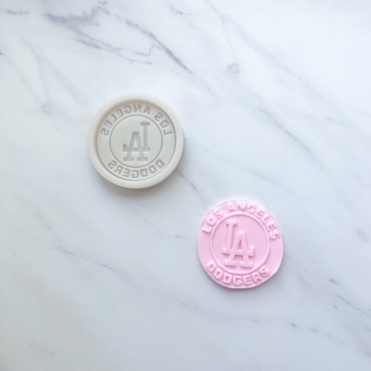 DODGER LOGO MOLD
