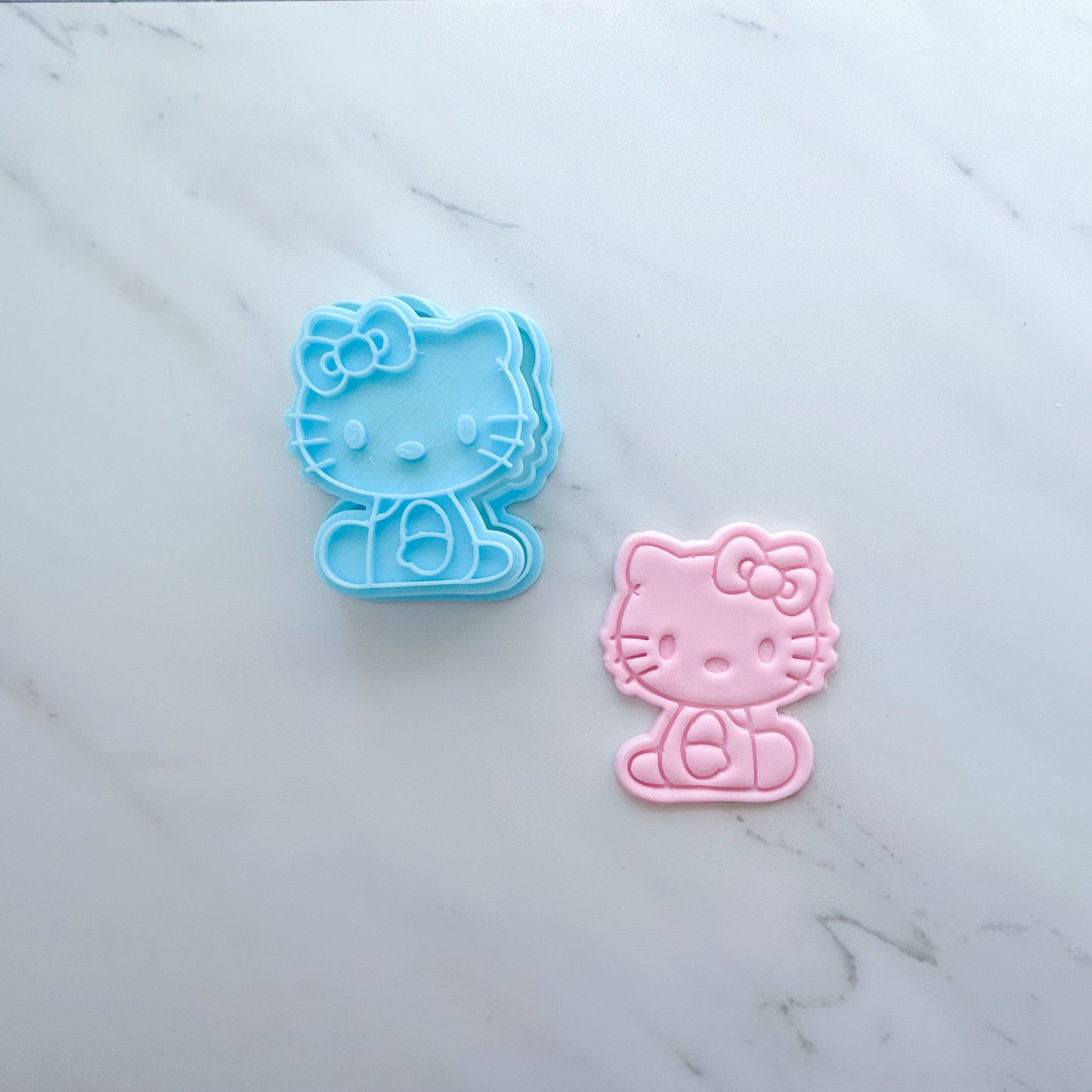 HELLO KITTY CUTTER AND EMBOSSER