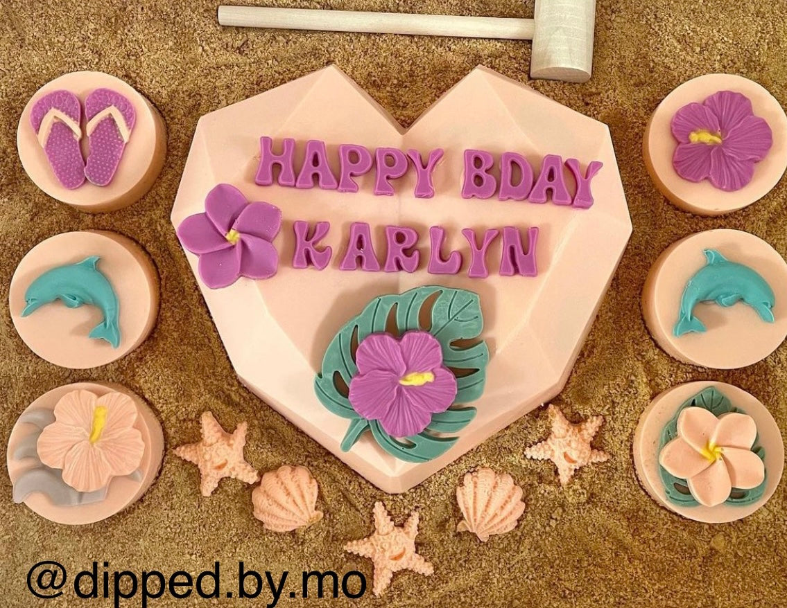 SANDALS AND SHORTS MOLD
