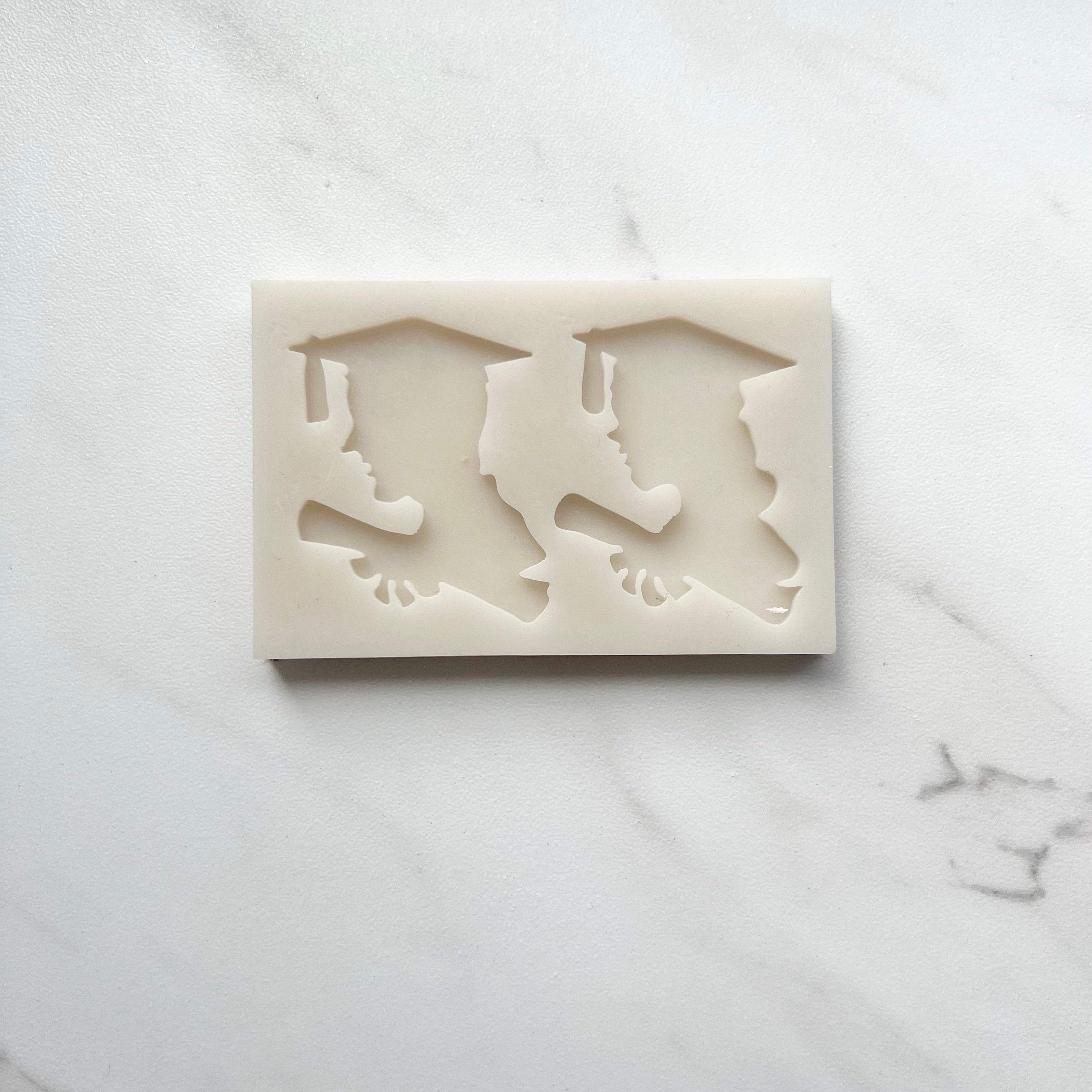 GRADUATES SILHOUETTE MOLD