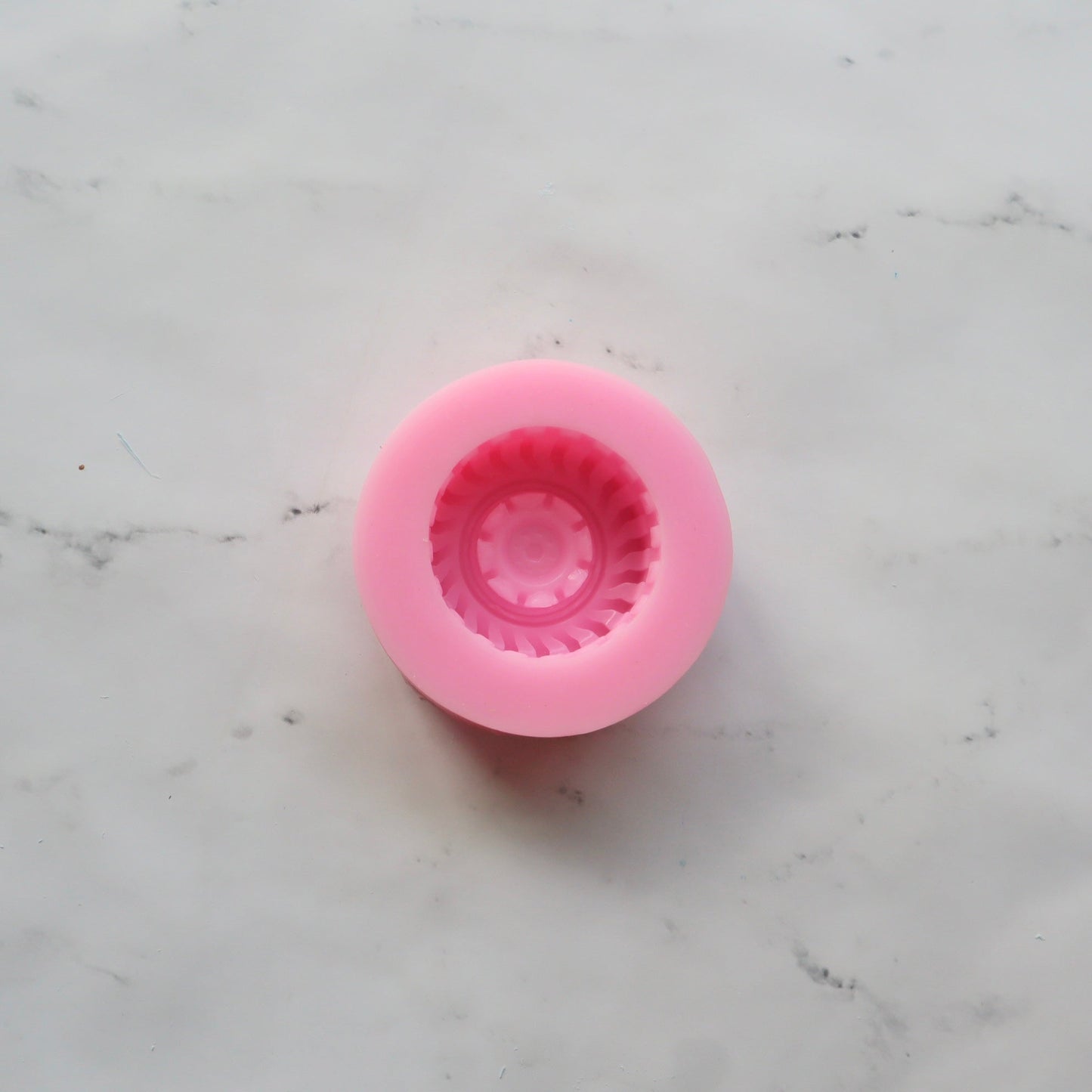 TIRE MOLD