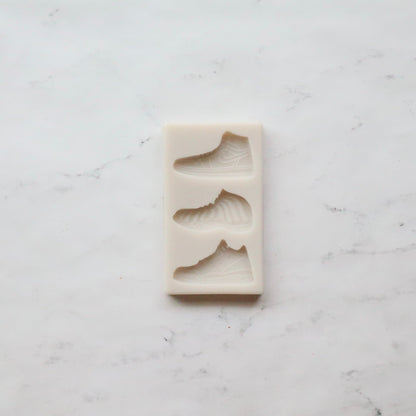 SNEAKER SHOE MOLD