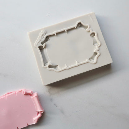 PAPER SCROLL MOLD