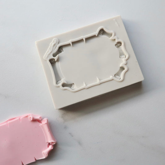 PAPER SCROLL MOLD