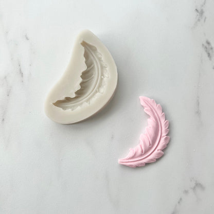 SINGLE FEATHER MOLD