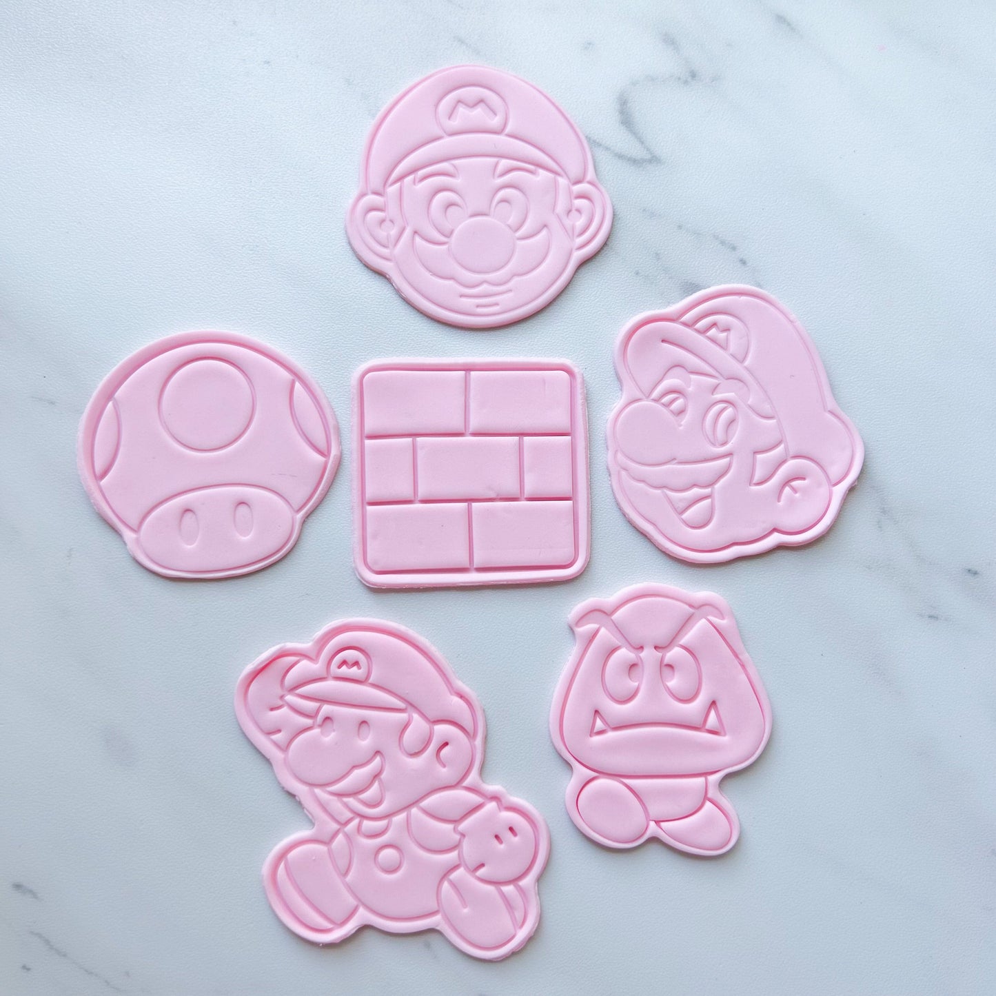 SUPER MARIO THEME CUTTERS (6)