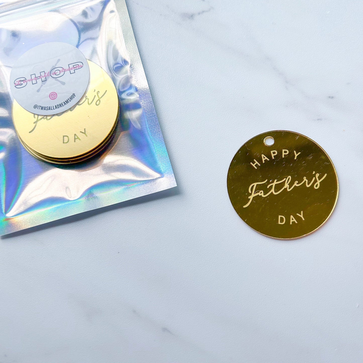 CURSIVE "HAPPY FATHERS DAY" WITH HOLE ACRYLIC TOPPERS