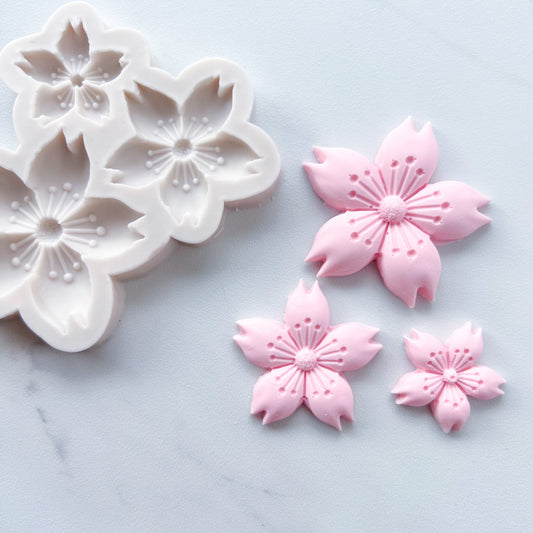 POINTY FLOWER TRIO MOLD