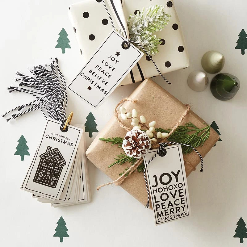 Gift Tag Book - Christmas Woodlands