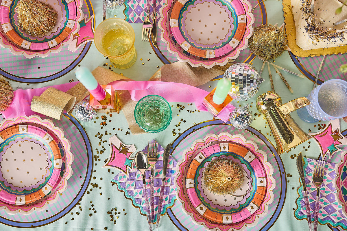 Circus Soirée Dessert Plates (10 count)