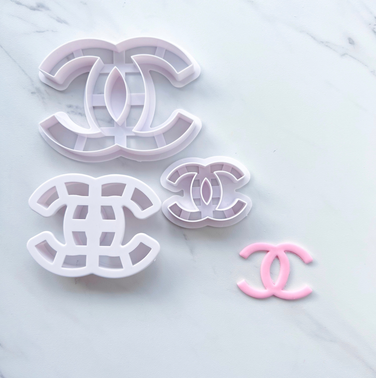 CHANEL CUTTER SET (CAKE SIZE)