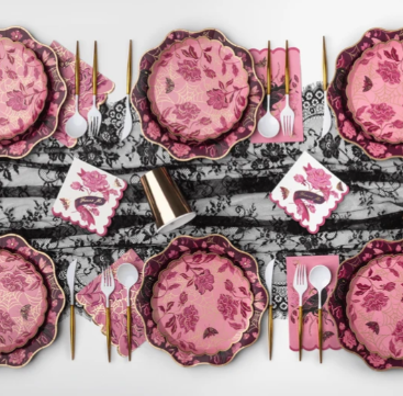 Vamp Romantic Elegant Dinner Plates