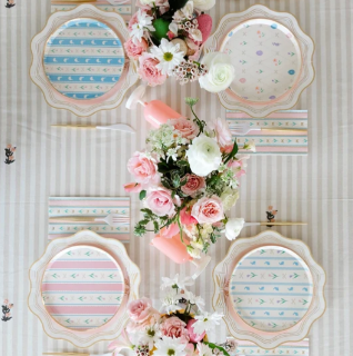 Elegant Cream & Gold Bow Dinner Plates
