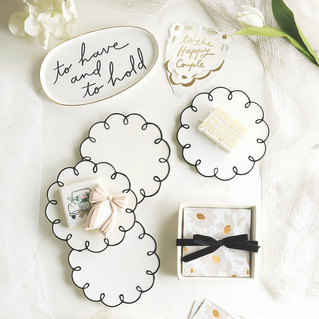 Scalloped Appetizer Plates - Black - Set of 4