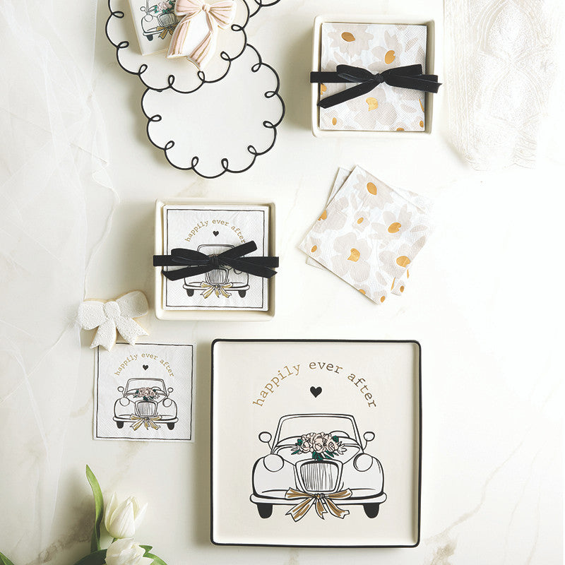 Scalloped Appetizer Plates - Black - Set of 4