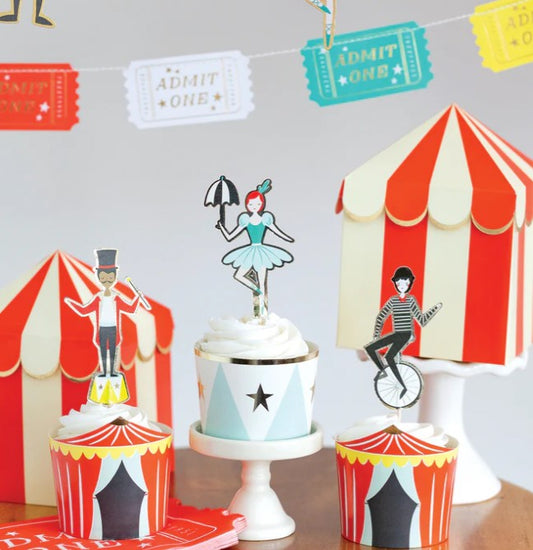 Carnival Baking Cups With Cupcake Picks