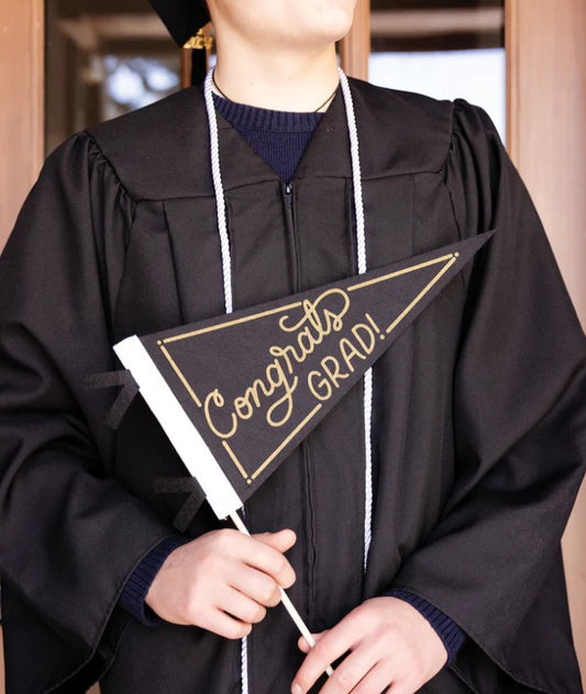 Congrats Grad Felt Pennant Banner