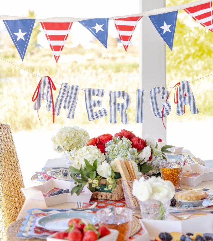 America Ticking Linen Puffy Banner