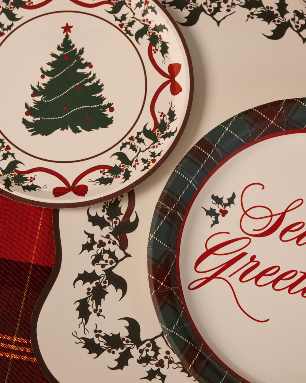 Seasons Greetings Plates - 16 or 32 paper plates