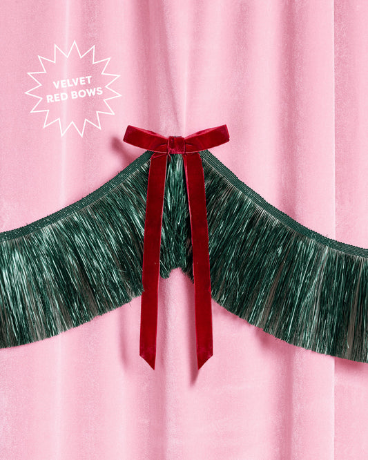 Xmas Bow Banner - fringe + velvet bows